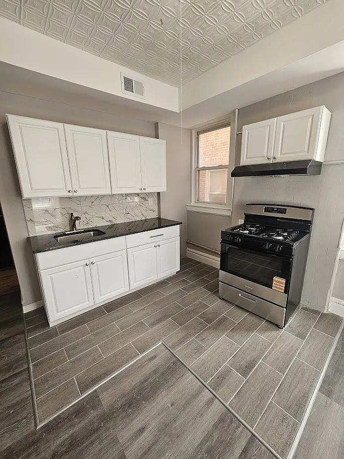 Building Photo - 1348 Springfield Ave #47-2
