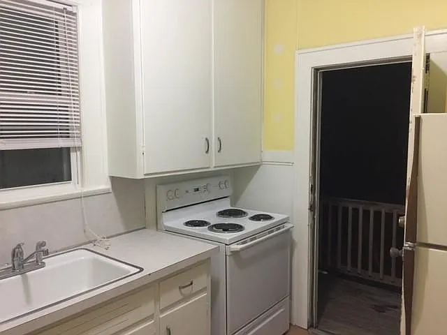 1 bed, 650 sqft, $1,050 — Photo 4