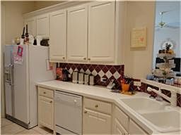 5th image of 109 Southern Pine Pl