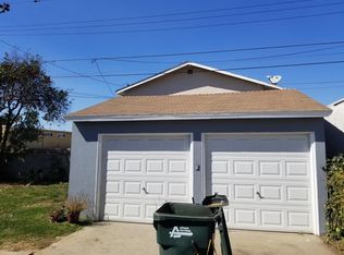 909 S 5th St, Montebello, CA 90640