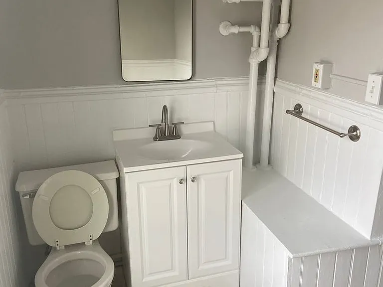 111 Broad St — Photo 6