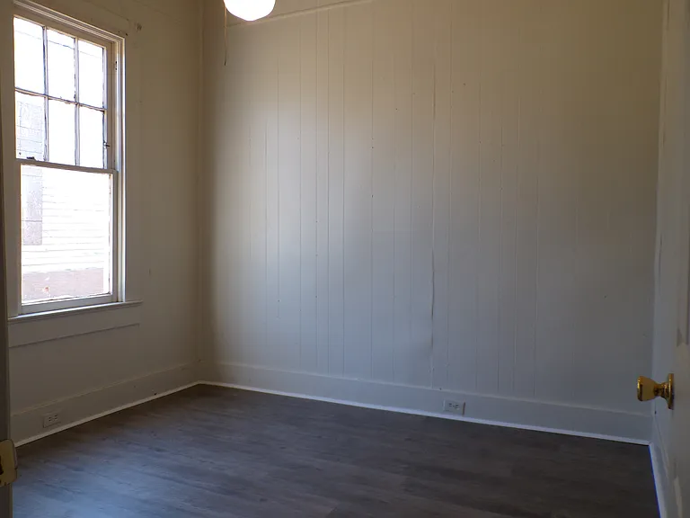 1734 Lee Ave SW — Photo 11