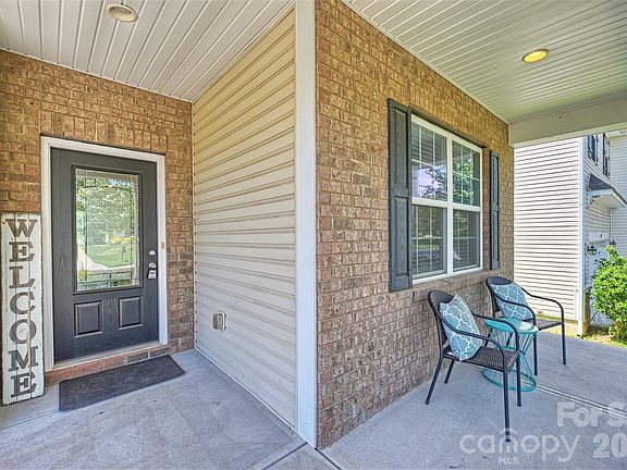 2nd image of 6211 Kilchurn Dr
