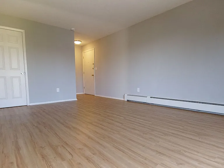 Westwood Apartments - SP Lafayette LLC — Photo 31