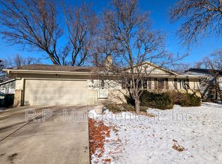 841 Ballantyne Ln NE, Spring Lake Park, MN 55432