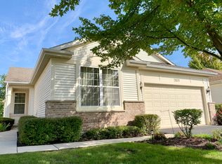 21120 Silver Moon Lake Way, Crest Hill, IL 60403