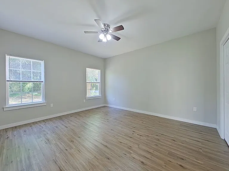 605 E Williams Ave — Photo 9