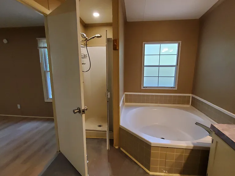 36 Lake Eden Cir — Photo 14