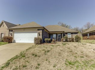 4033 Sunset Lake Ln, Bartlett, TN 38135