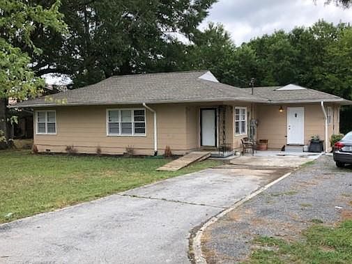 1st image of 4052 N Dr NW