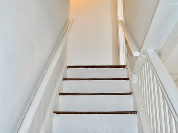 5th image of 6234 N Norwood St