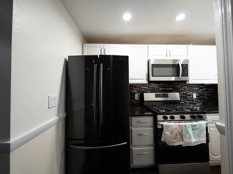 53 Crescent Ave #2 — Photo 2