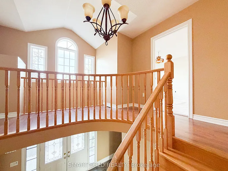 704 Foxcroft Blvd — Photo 15