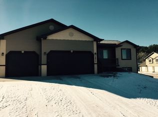 3011 Sourdough Rd, Rapid City, SD 57702