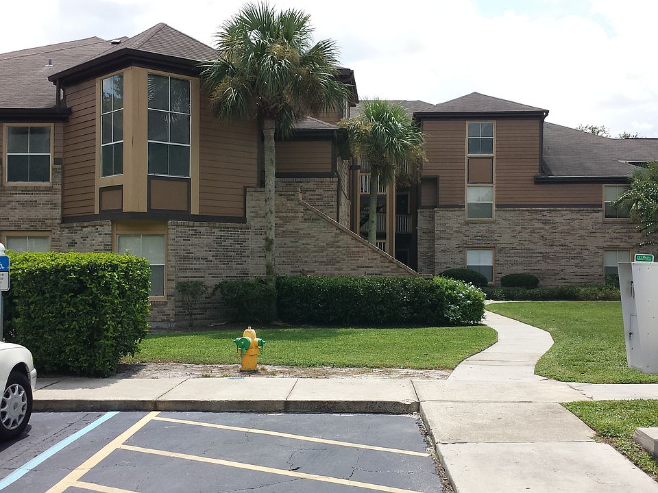 1st image of 490 N Pin Oak Pl APT 302