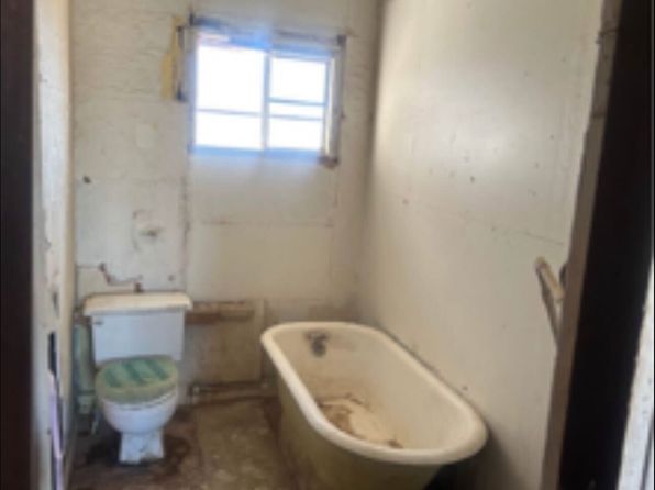 901 Gordon Ave, Pampa, TX 79065