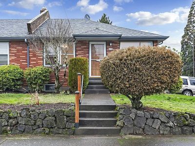 8127-8131 NE Beech St, Portland, OR, 97213