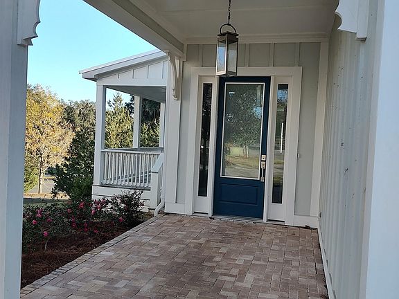 2nd image of 3589 Esplanade Way