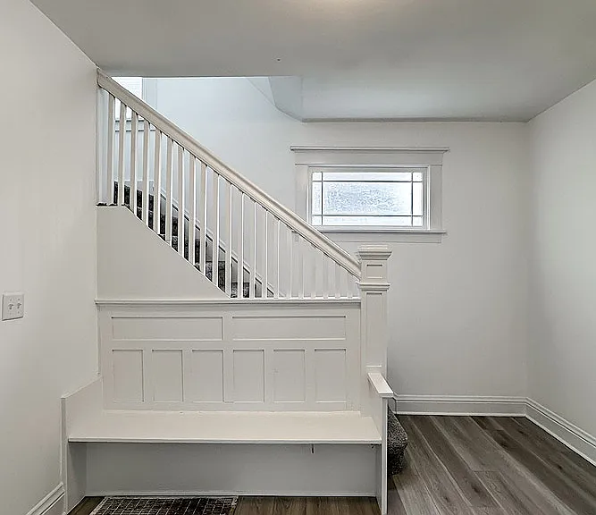 2122 Bancroft St — Photo 12