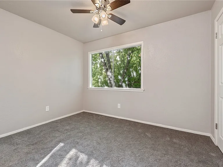 3345 Lodgepole Cir — Photo 12