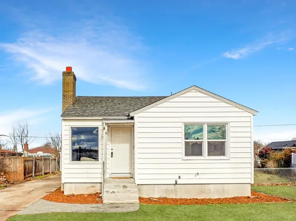 2104 W Mansfield Ct, Spokane, WA 99205