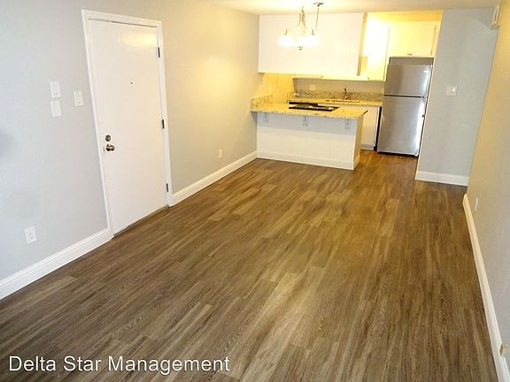 2nd image of 2306 G St APT 29