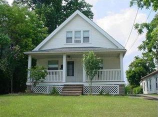 33505 Solon Rd, Solon, OH 44139