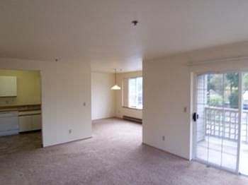 2nd image of 20034 15th Ave NE APT 301