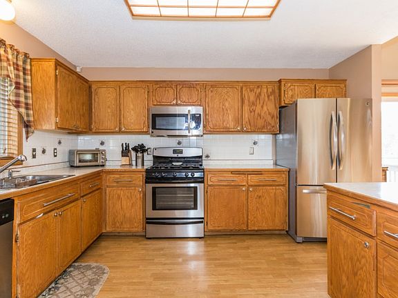 4th image of 8994 305th Ave NE