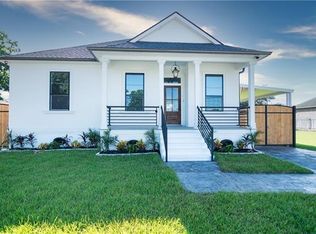 2210 Mehle St, Chalmette, LA 70032