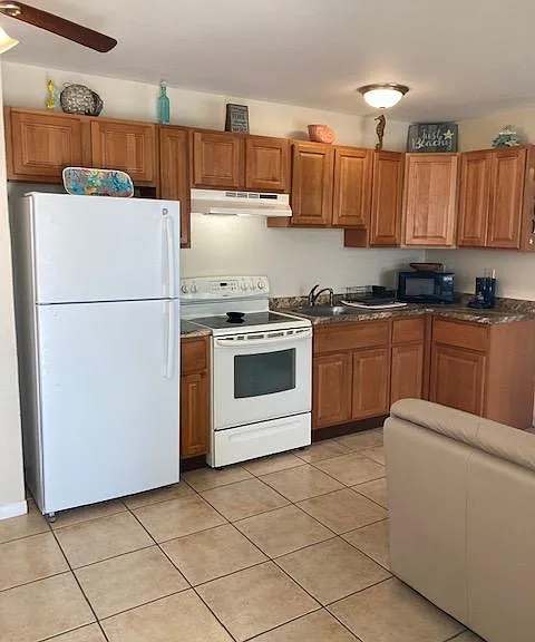 101 Linda Ln #22 — Photo 2