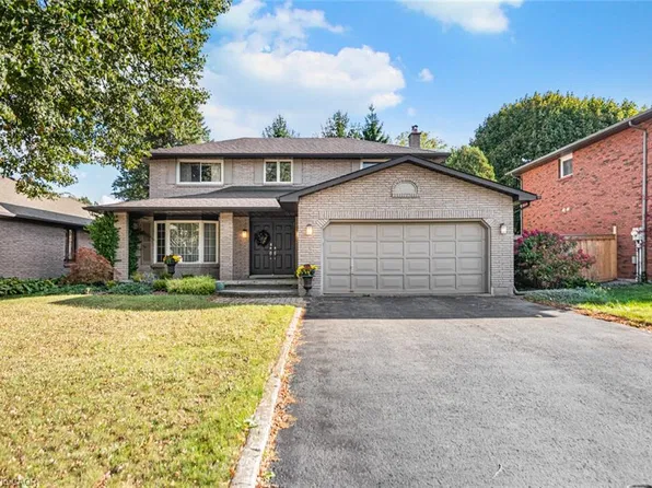 318 Cavendish Dr, Ancaster, ON L9G 4T5
