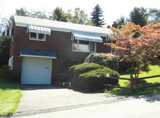 1409 Overdale Dr, Homestead, PA