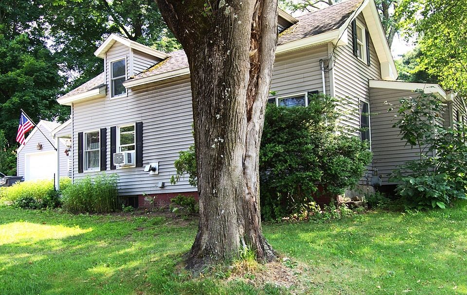 1st image of 41 Worcester St