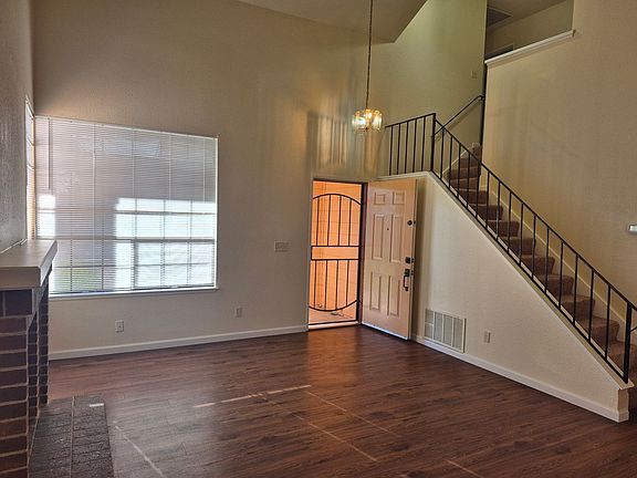 4th image of 3506 Bridgeford Dr