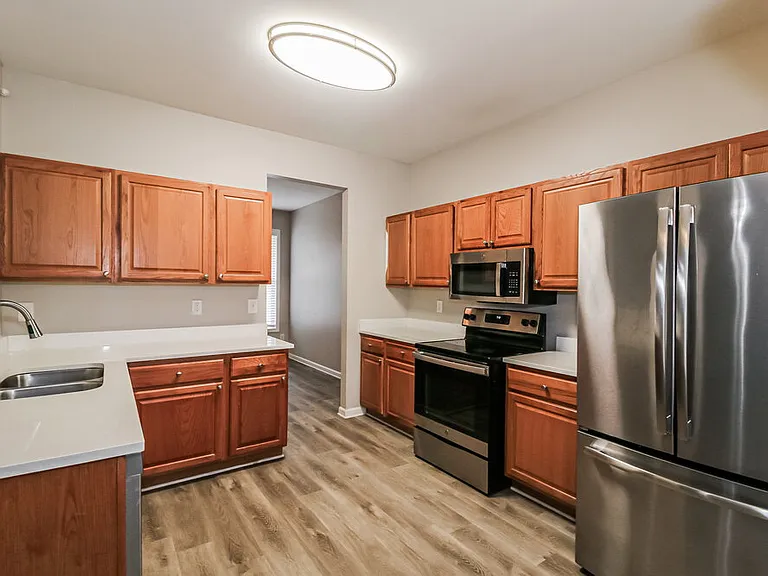 1510 Persimmon Trce — Photo 9
