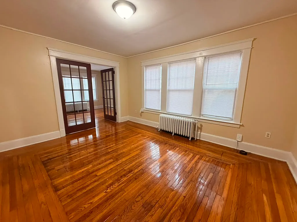 2 bed, $1,525 — Photo 2