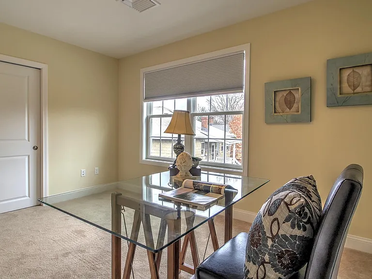 229 W Main St — Photo 14