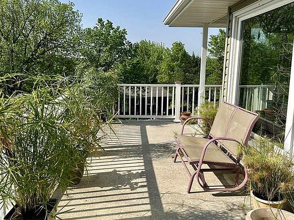 5th image of 1713 Woodland Ave