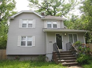 282 Maitland Ave, Teaneck, NJ 07666