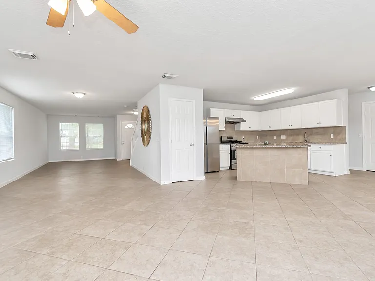 19762 Twin Canyon Ct — Photo 6