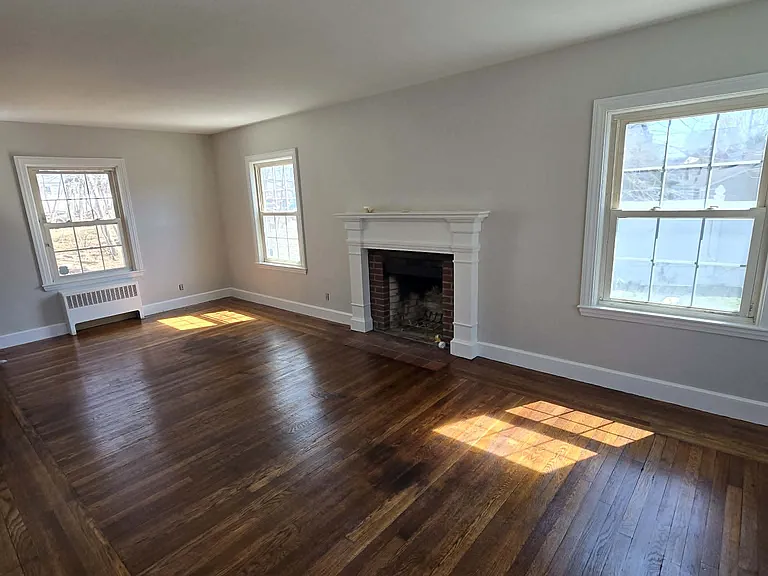 171 Mendon Rd — Photo 3