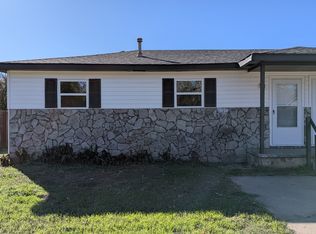 1027 E Wallace St, Shawnee, OK 74801