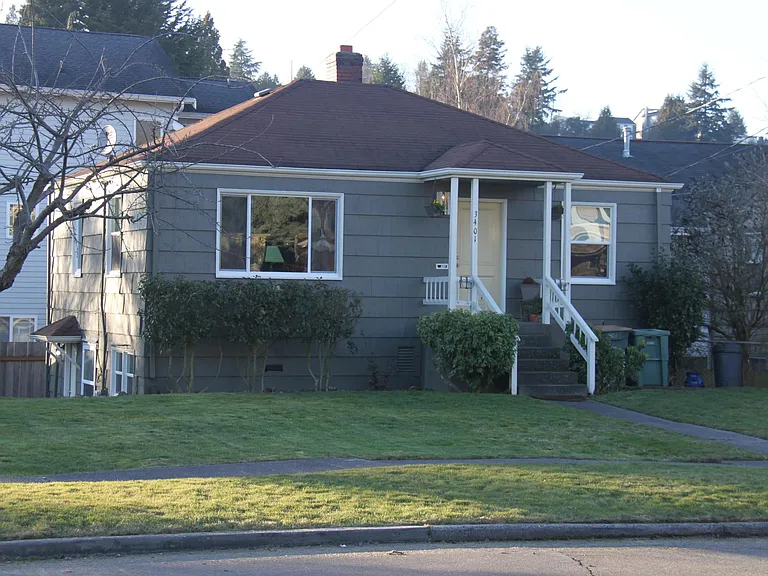 Upper Unit Exterior