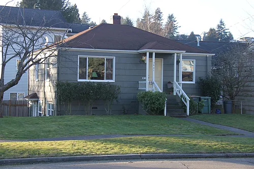 3401 33rd Ave W Photo 1