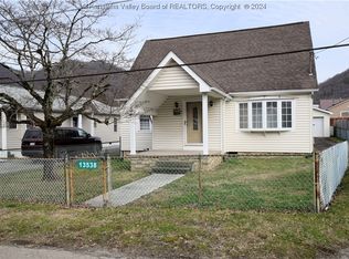 13538 Gatewood Ave, Charleston, WV 25315