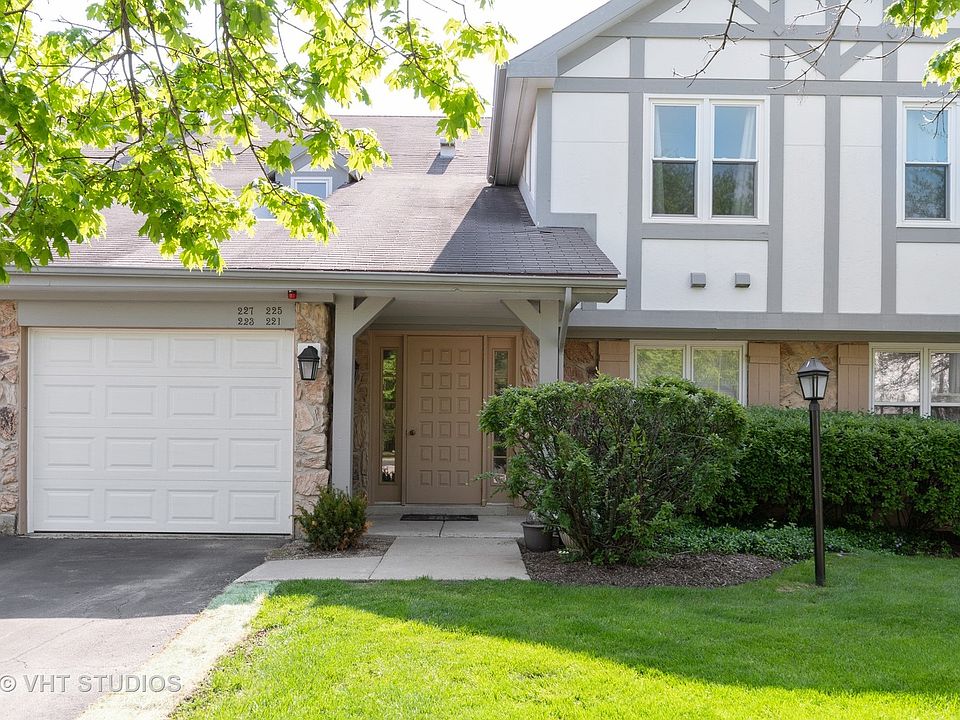 1st image of 223 Coventry Cir #0