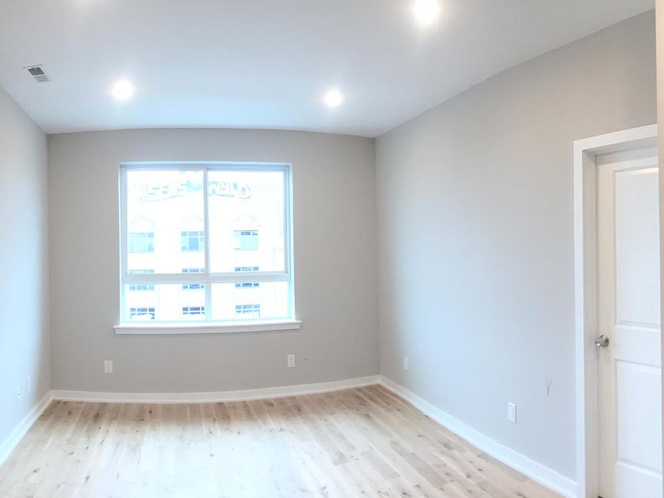 1st image of 2235 N Broad St #501