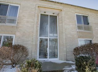 (Undisclosed Address), Glencoe, IL 60022