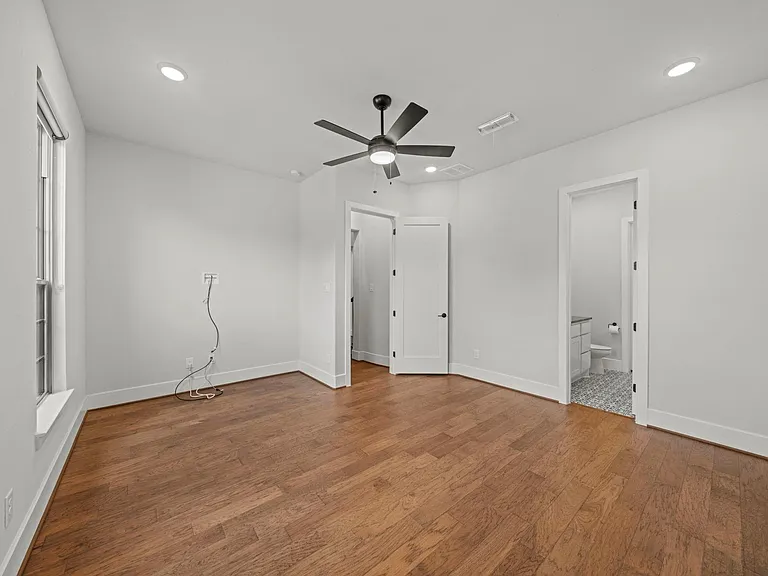 19110 Wimberly Hills Ln — Photo 24